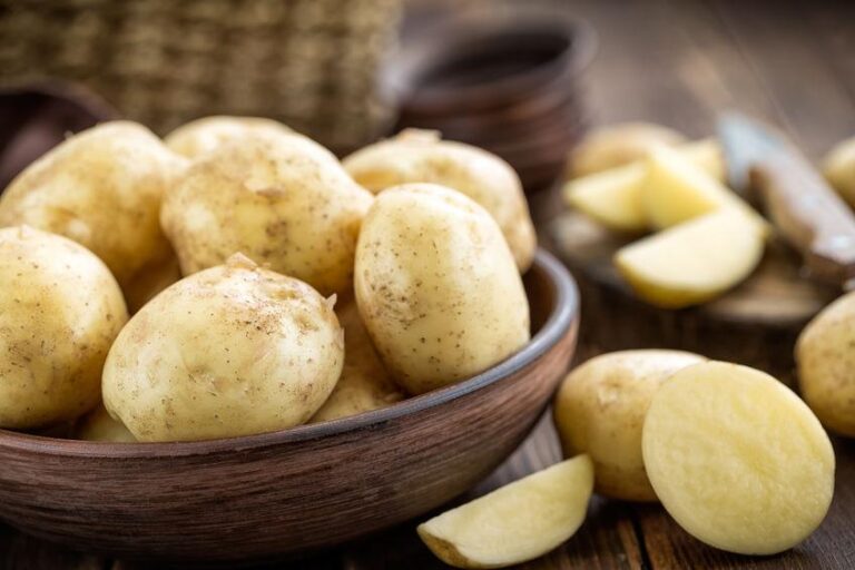 si possono mangiare le patate con la cistite